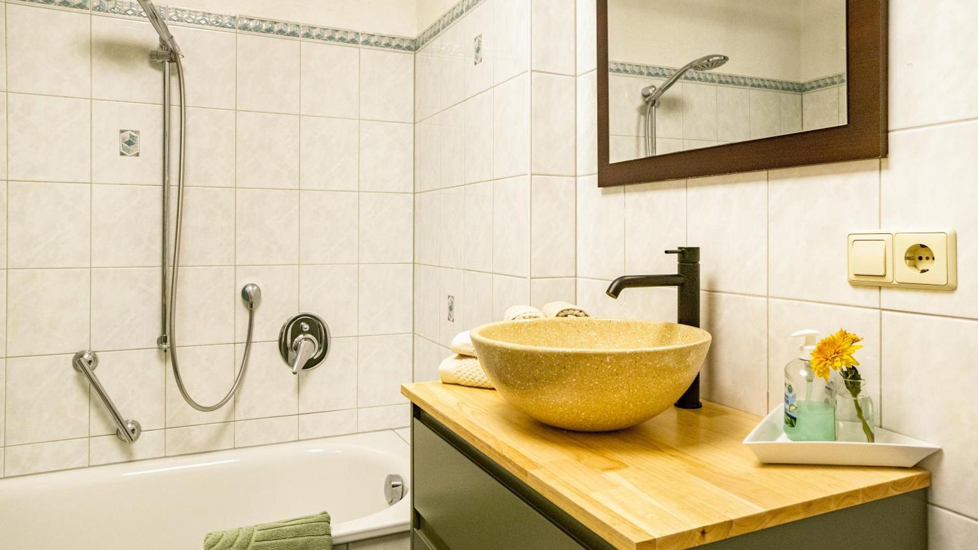 Munzingen Ferienwohnung Arenda מראה חיצוני תמונה